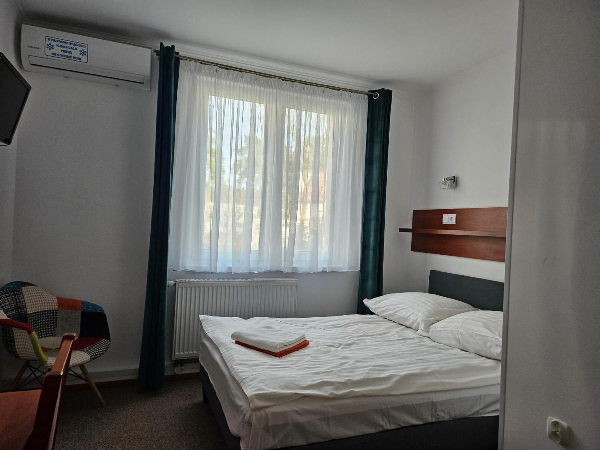 "Hel" Wieniec Zdroj Wloclawek Bagian luar foto