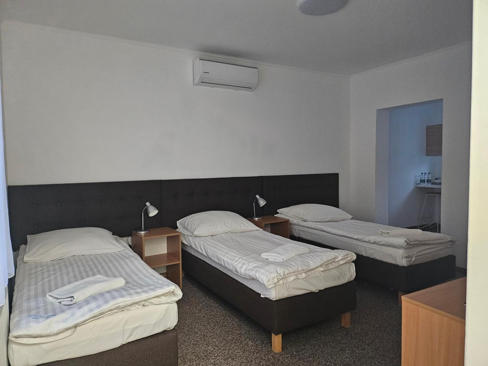"Hel" Wieniec Zdroj Wloclawek Bagian luar foto